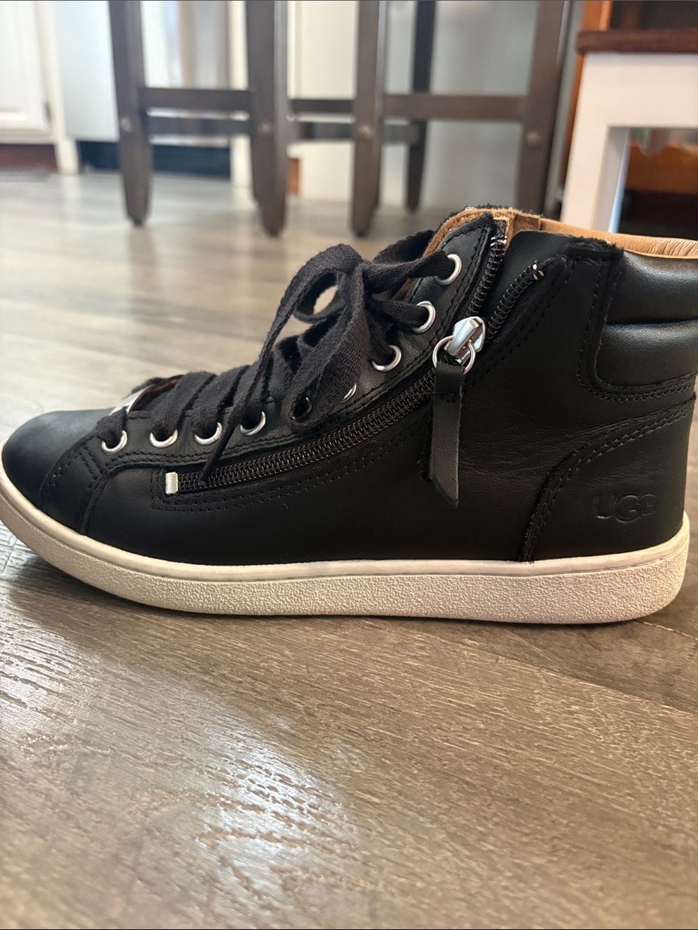 UGG Black High-Top Sneakers with Side Zipper size 7 - Picture 3 of 7